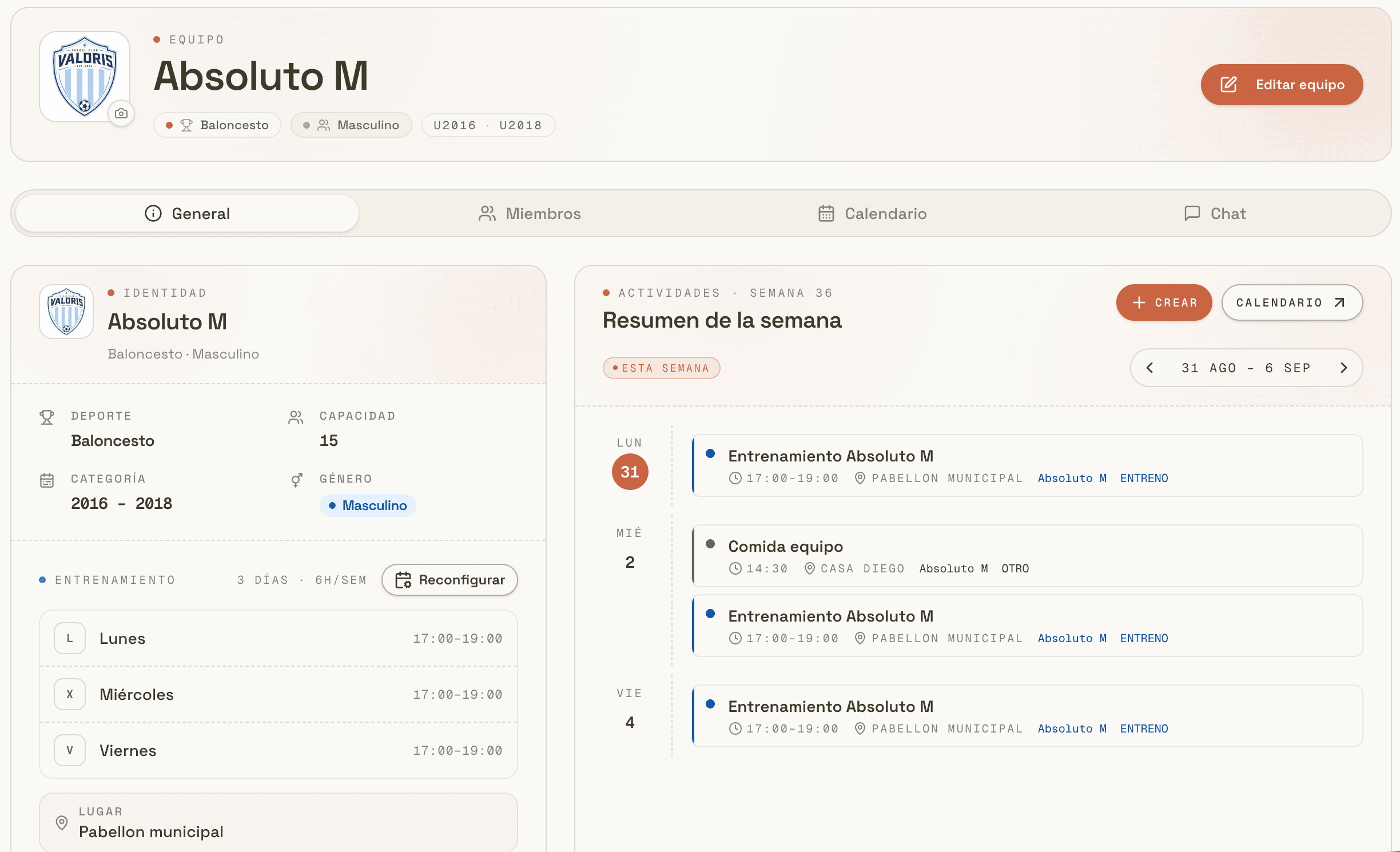 Detalle de un equipo en Klubero con su identidad, horarios de entrenamiento y actividades